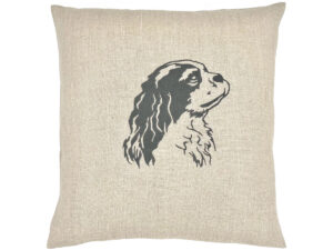 coussin brodé Cavalier King Charles